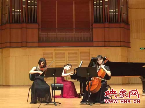 李明陽、謝怡晨鋼琴音樂會在河南藝術中心圓滿落幕