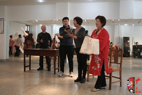 著名戲曲節目主持人、河南電臺戲曲廣播當家小生月陽錄制現場花絮