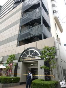 5月27日，埼玉縣蕨市一公寓樓發生疑似強迫殉情案，一名日本人男性和一名中國籍女性死亡。
