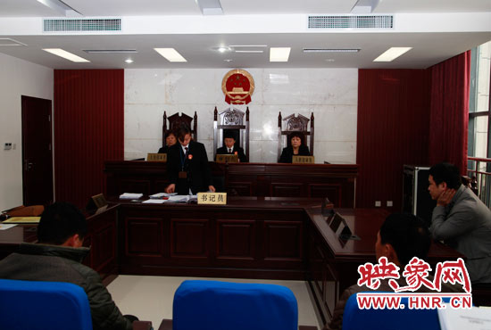 11月13日，金水區(qū)法院集中宣判了6起拖欠農(nóng)民工工資案件。