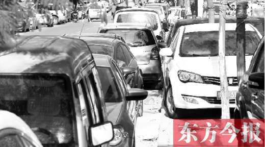 鄭州停車位緊張，給愛車找個車位每天都在考驗著車主的智慧