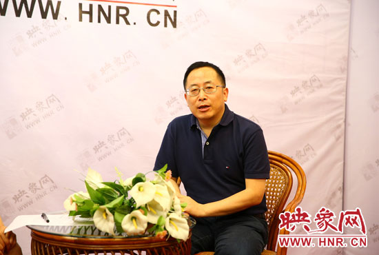 武漢大學河南招生組組長張軍亭做客映象網2014高考“名校面對面”系列視頻訪談