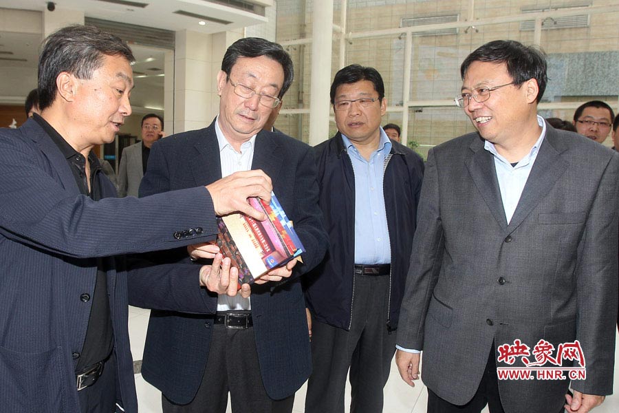 河南省委書記、省人大常委會主任郭庚茂視察河南電視臺 東方今報記者沈翔 劉棟杰/攝