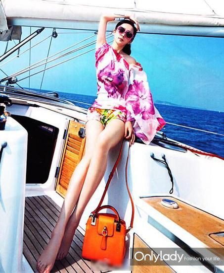 腿長(zhǎng)兩米即視感 腿長(zhǎng)兩米即視感