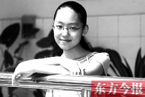 祁瑩就讀于鄭州外國語中學(xué)，她的夢想是當(dāng)一名外交官 邱琦/圖