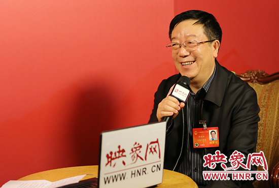 全國人大代表鄭永和做客映象網(wǎng)全國兩會(huì)北京直播室。