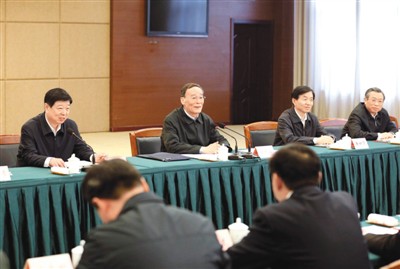 3月25日，王岐山在山東省臨沂市蒙陰縣主持召開蒙陰縣委常委擴大會議。