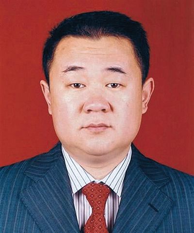 慶安縣委常委、副縣長董國生