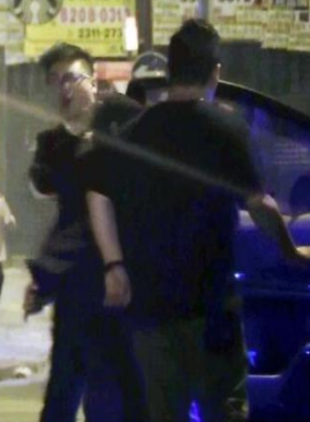 李亞鵬參加派對醉酒腳步虛浮 出手掌摑男友人