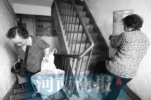 鄭州2萬多棟舊樓需加裝電梯 相關政策允許嗎？