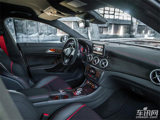 奔馳CLA 45 AMG