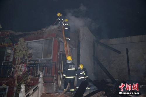 甘肅永靖縣雷音寺發生火災