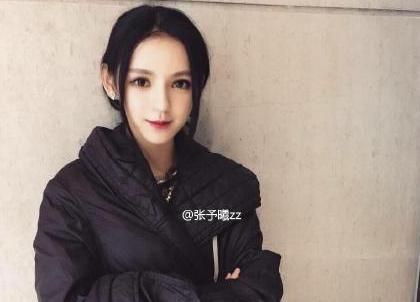 國(guó)民老公王思聰?shù)木p聞女友張予曦，93年