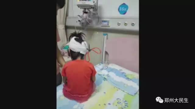 剪刀插入6歲女孩頭部 圖片讓人心驚膽戰
