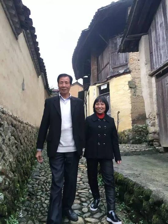 浙江富翁借宿結識農婦 棄海外億萬資產與其結婚
