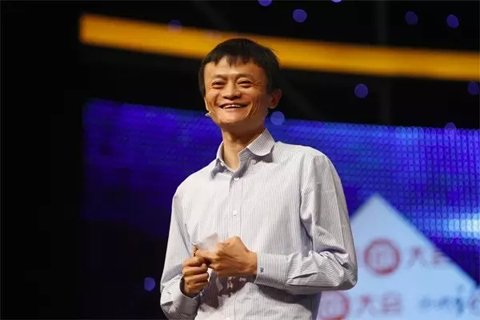 2011年8月17日，阿里巴巴集團宣布，將提供30億元無息貸款，幫助員工解決首次置業問題，每人最高可申請30萬元。此外，阿里巴巴還將投入5億元設教育基金，通過和教育機構共同辦學、與現有學校合作，解決員工子女入園、上學問題;向基層員工發放一次性的物價、子女教育補貼，預計總額超過4000萬元。