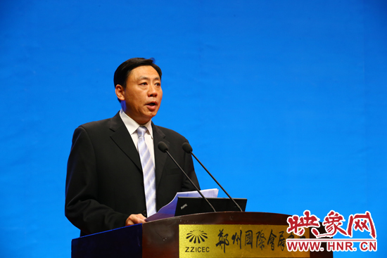 在開幕式上，河南省副省長(zhǎng)張維寧致歡迎詞
