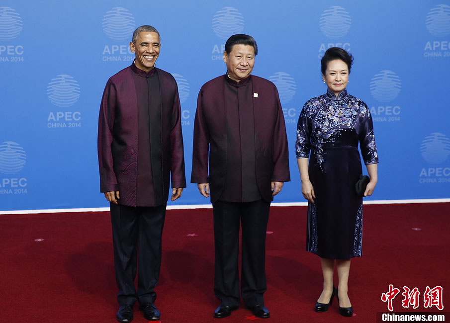 圖為習(xí)近平夫婦歡迎美國(guó)總統(tǒng)奧巴馬。中新社發(fā) 杜洋 攝