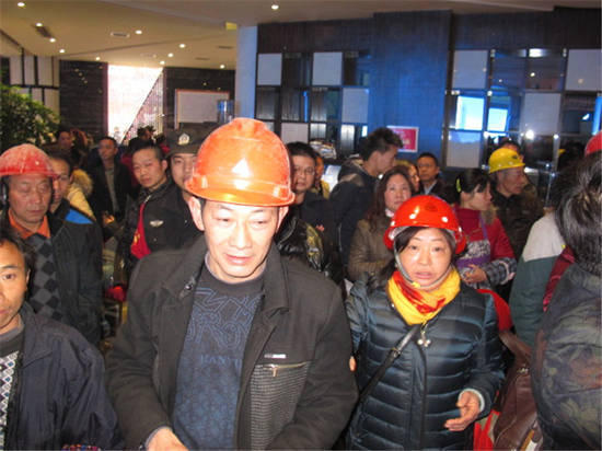 在工資發(fā)放中，最大的發(fā)放金額有三百多萬(wàn)元，超過(guò)百萬(wàn)元的工資額度也有好多筆。