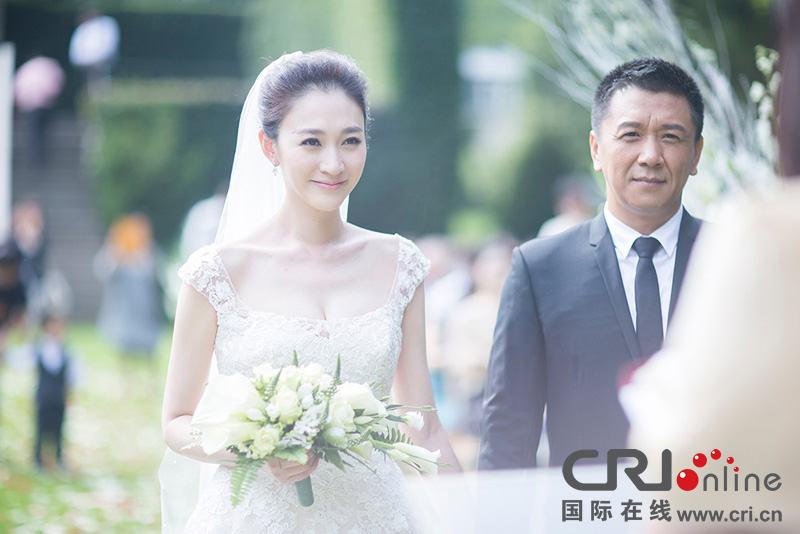 李小冉比利時辦婚禮 朱丹、鐘欣潼、應采兒做伴娘