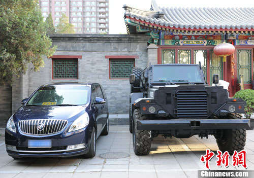 輕型聯(lián)合越野戰(zhàn)力與別克GL8商務(wù)MPV車對(duì)比。張龍?jiān)茢z